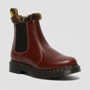 Dr. Martens 2976 LEONORE FAUX FUR LINED CHELSEA BOOTS